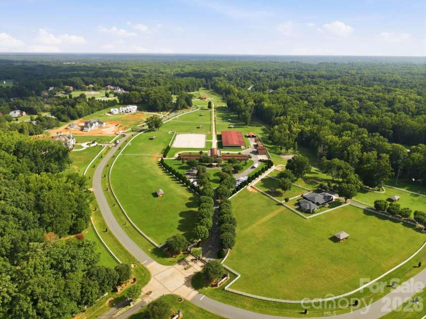 13528 Castleford Drive, Charlotte, NC 28227.  MLS# CAR4416370, YatesRealty ID 47051. 