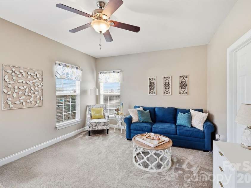6511 Fieldstone Manor Drive, Matthews, NC 28105.  MLS# CAR4416546, YatesRealty ID 47053. 