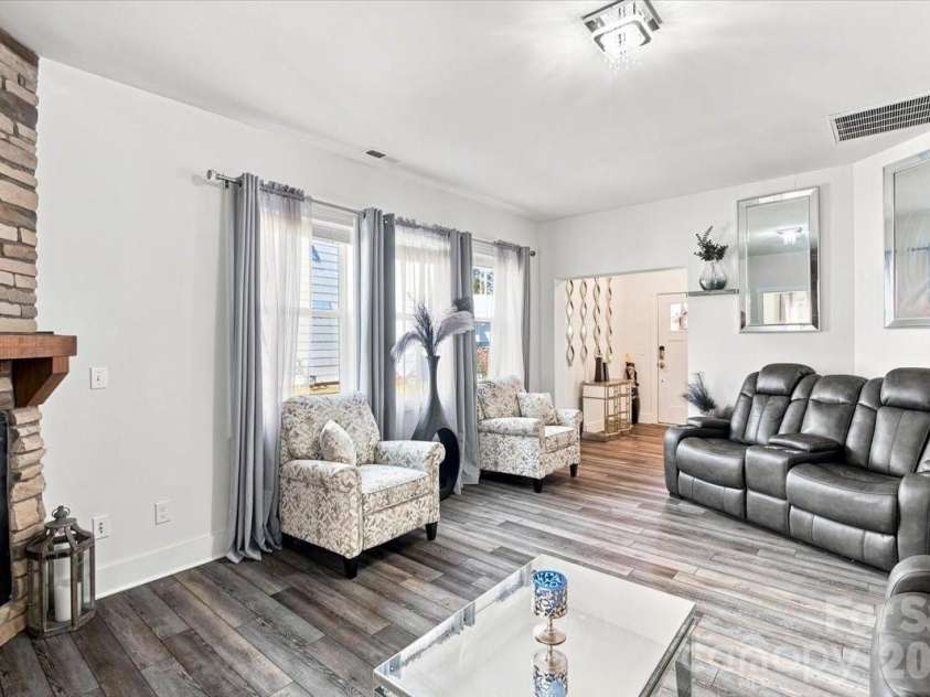 15 Hyde Park Place, Arden, NC 28704.  MLS# CAR4416533, YatesRealty ID 47055. 