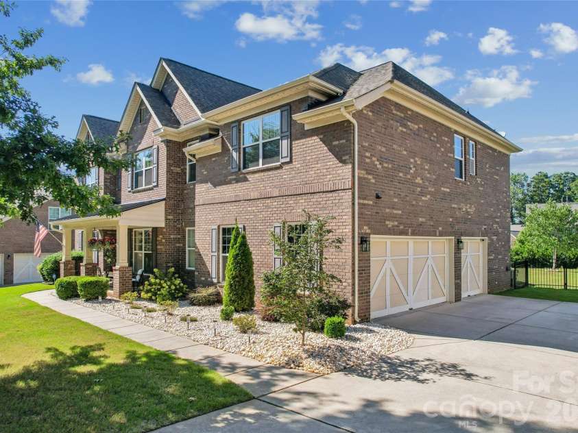 112 Delaney Lane, Mooresville, NC 28115.  MLS# CAR4416649, YatesRealty ID 47056. 