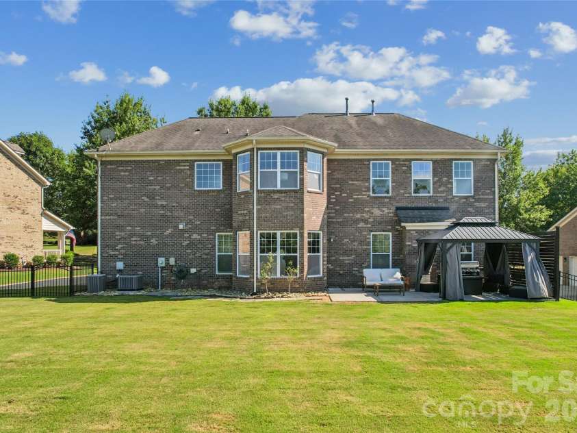 112 Delaney Lane, Mooresville, NC 28115.  MLS# CAR4416649, YatesRealty ID 47056. 
