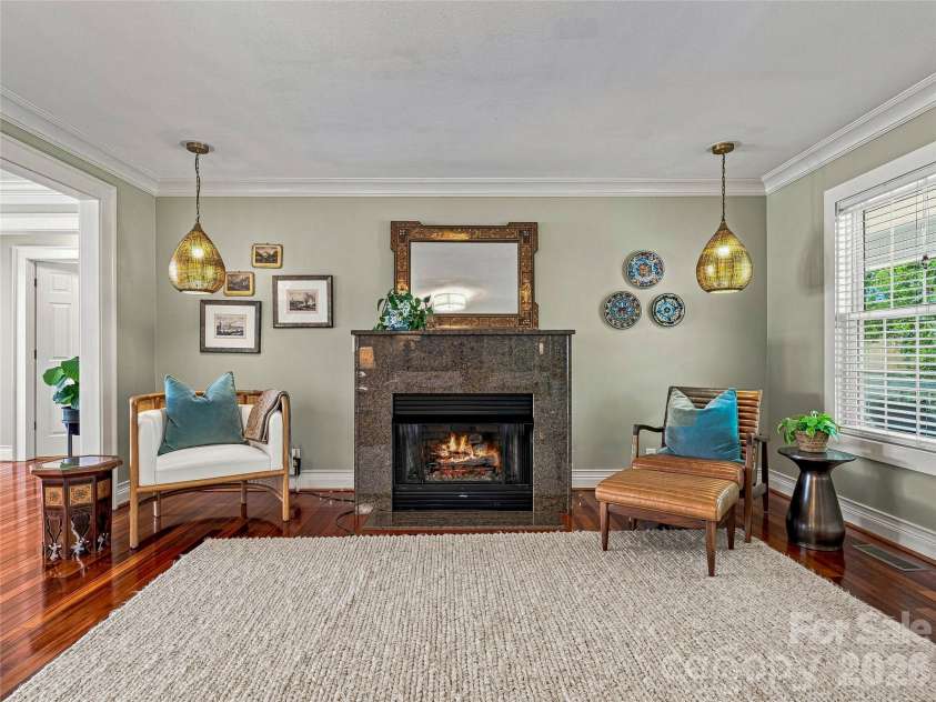 34 Ridge Glen Lane, Leicester, NC 28748.  MLS# CAR4416768, YatesRealty ID 47058. 