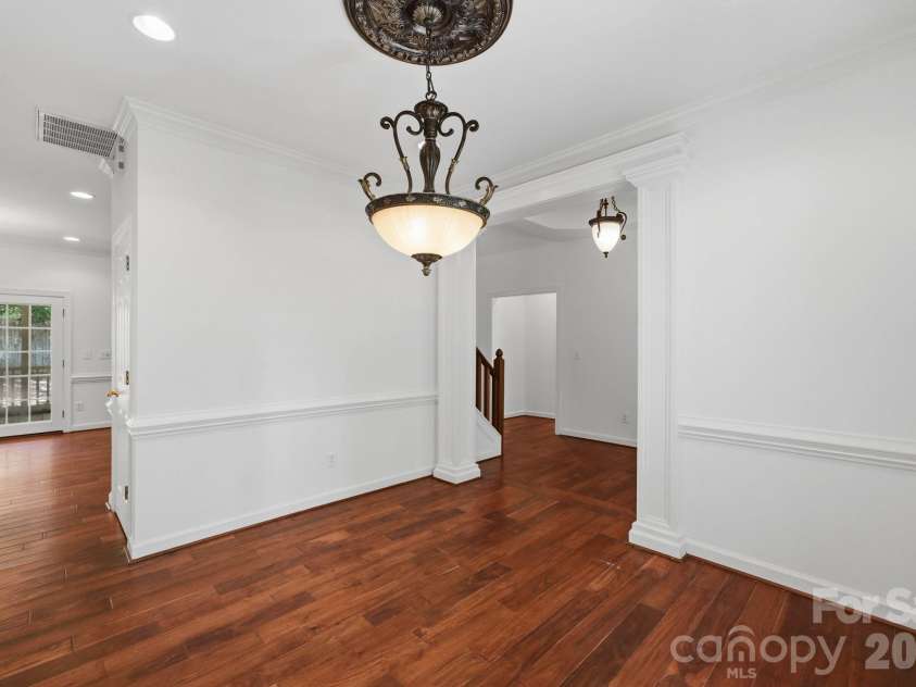 7119 Bevington Woods Lane, Charlotte, NC 28277.  MLS# CAR4416174, YatesRealty ID 47060. Dining Room