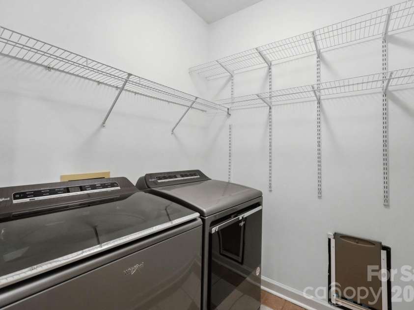 7119 Bevington Woods Lane, Charlotte, NC 28277.  MLS# CAR4416174, YatesRealty ID 47060. Laundry Main Level