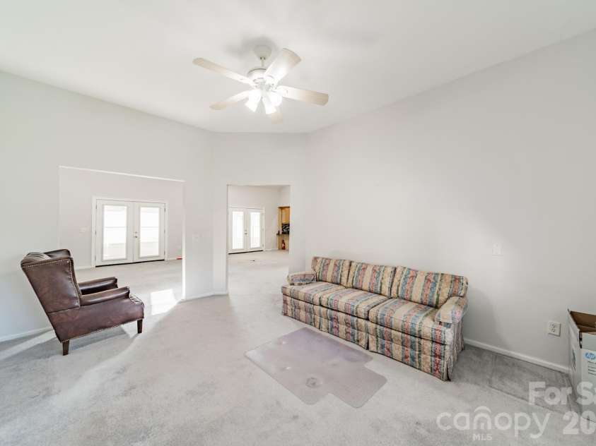 1673 Forest Ridge Drive, Stanley, NC 28164.  MLS# CAR4416622, YatesRealty ID 47061. 