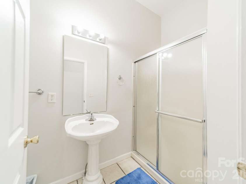 1673 Forest Ridge Drive, Stanley, NC 28164.  MLS# CAR4416622, YatesRealty ID 47061. 