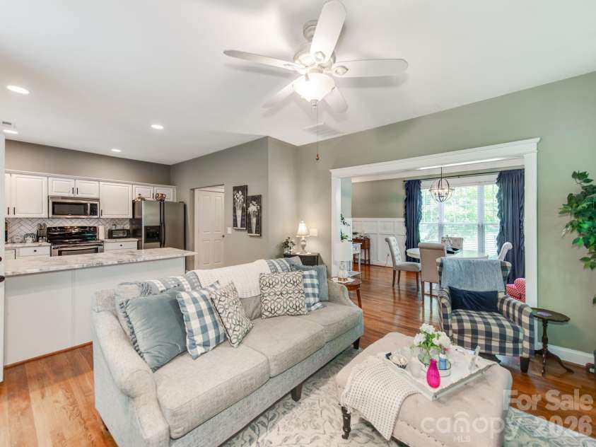 16415 Kelly Park Circle, Huntersville, NC 28078.  MLS# CAR4416320, YatesRealty ID 47062. 