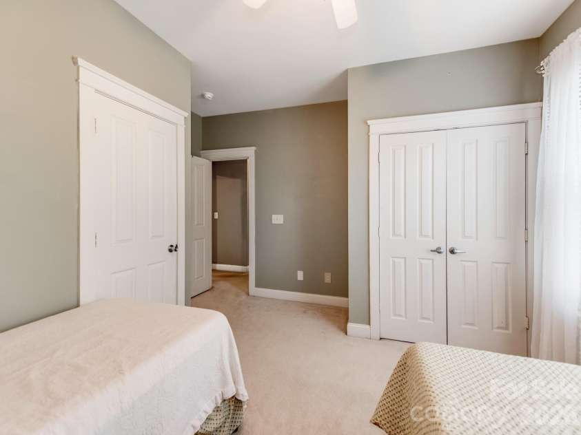 16415 Kelly Park Circle, Huntersville, NC 28078.  MLS# CAR4416320, YatesRealty ID 47062. 