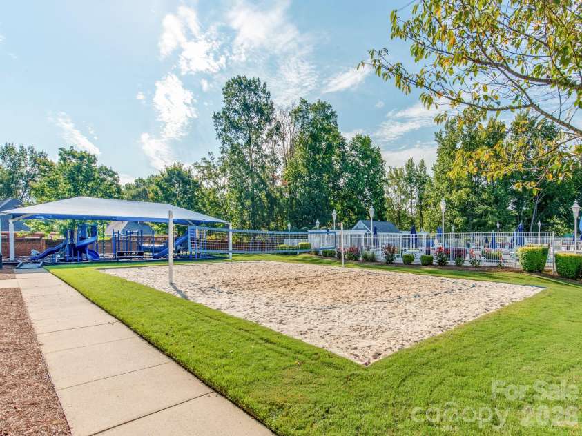 16415 Kelly Park Circle, Huntersville, NC 28078.  MLS# CAR4416320, YatesRealty ID 47062. 