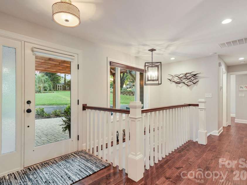 19007 Kailua Circle, Tega Cay, SC 29708.  MLS# CAR4417140, YatesRealty ID 47065. 