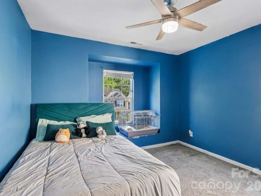 10302 Hugue Way, Charlotte, NC 28214.  MLS# CAR4417320, YatesRealty ID 47066. 