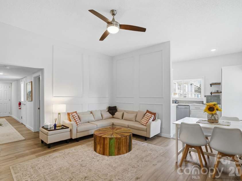 128 Massey Street, Fort Mill, SC 29715.  MLS# CAR4417351, YatesRealty ID 47067. 