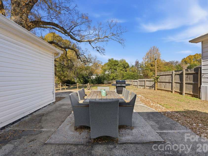 128 Massey Street, Fort Mill, SC 29715.  MLS# CAR4417351, YatesRealty ID 47067. 