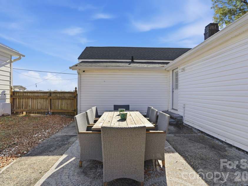 128 Massey Street, Fort Mill, SC 29715.  MLS# CAR4417351, YatesRealty ID 47067. 