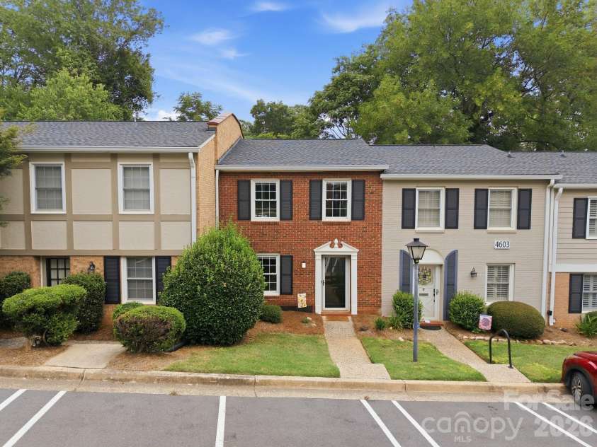 4603 Hedgemore Drive, Charlotte, NC 28209.  MLS# CAR4417329, YatesRealty ID 47068. 