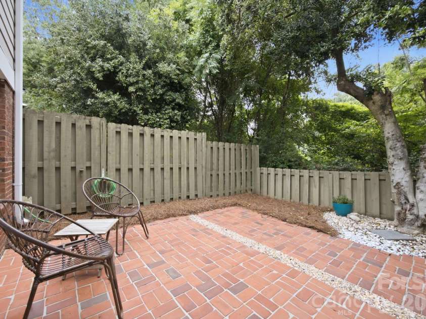 4603 Hedgemore Drive, Charlotte, NC 28209.  MLS# CAR4417329, YatesRealty ID 47068. Private Rear Patio