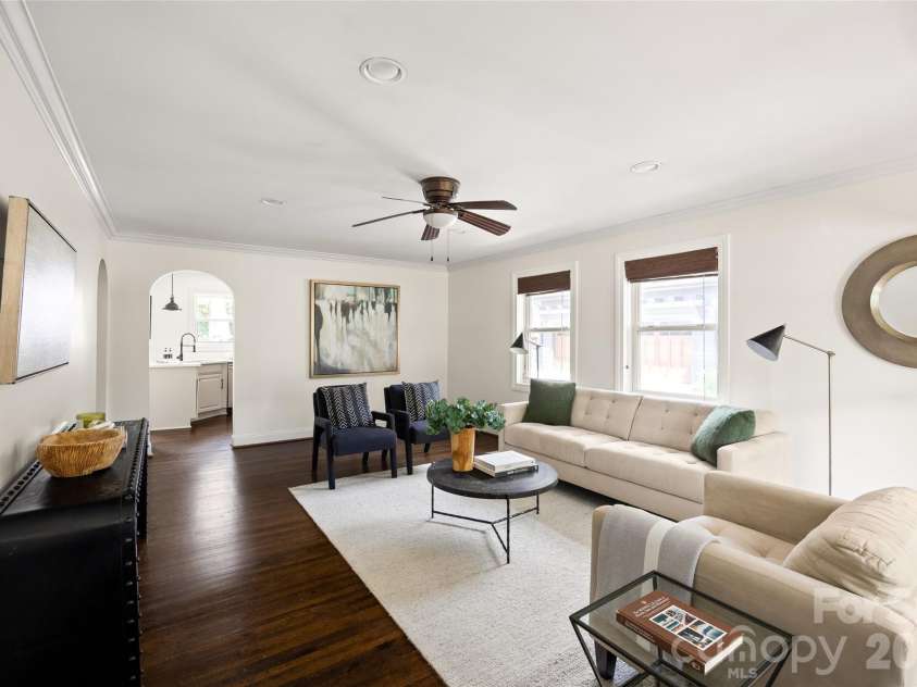 2215 Chatham Avenue, Charlotte, NC 28205.  MLS# CAR4417112, YatesRealty ID 47069. 