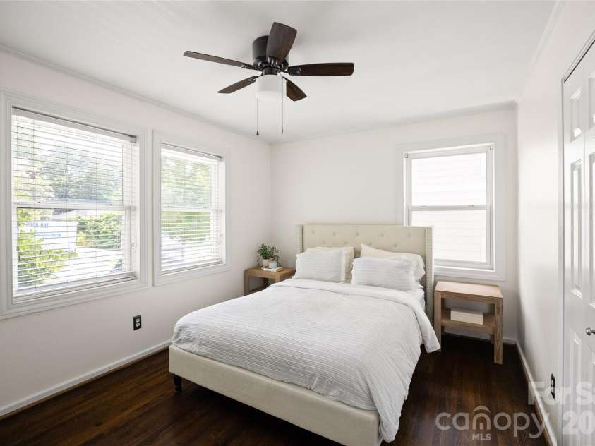 2215 Chatham Avenue, Charlotte, NC 28205.  MLS# CAR4417112, YatesRealty ID 47069. 