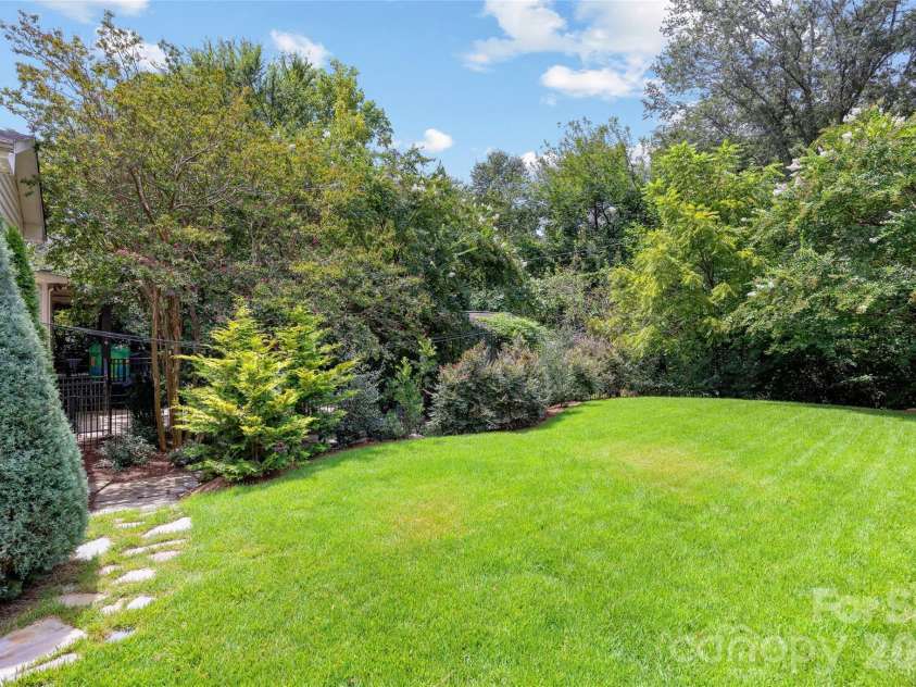 2215 Chatham Avenue, Charlotte, NC 28205.  MLS# CAR4417112, YatesRealty ID 47069. 