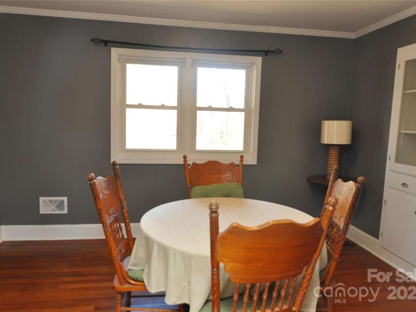 109 Shamrock Drive, Chester, SC 29706.  MLS# CAR4212611, YatesRealty ID 4707. 