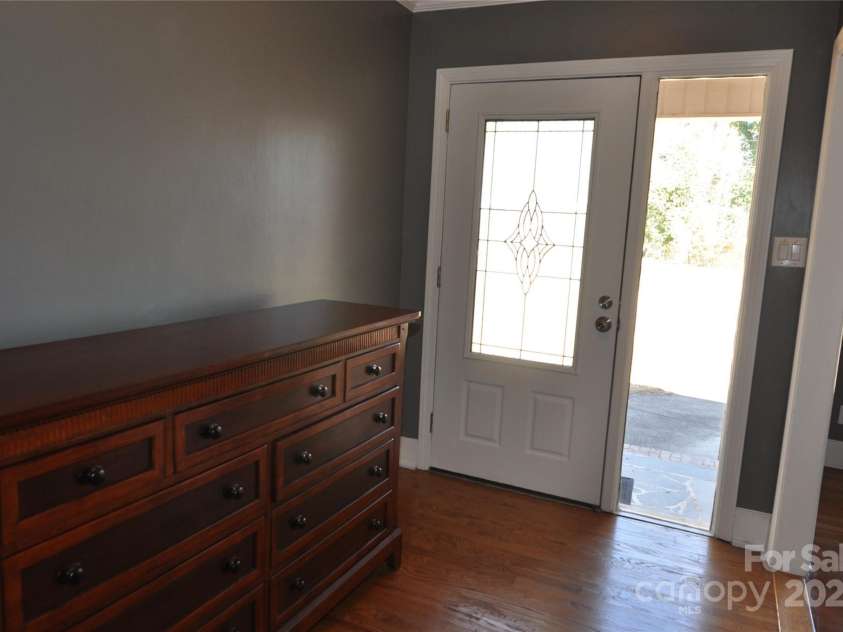 109 Shamrock Drive, Chester, SC 29706.  MLS# CAR4212611, YatesRealty ID 4707. 