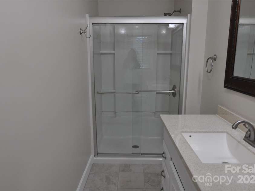 109 Shamrock Drive, Chester, SC 29706.  MLS# CAR4212611, YatesRealty ID 4707. 