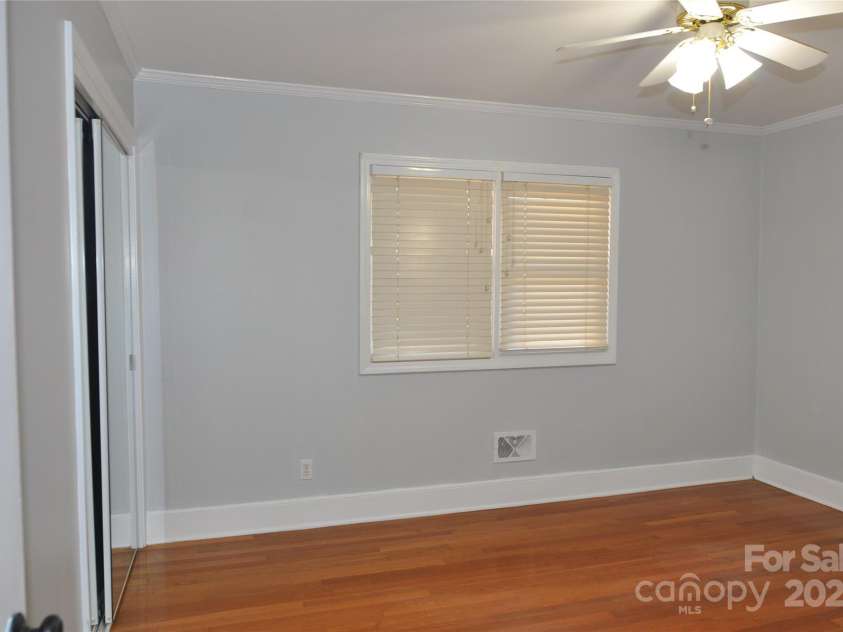 109 Shamrock Drive, Chester, SC 29706.  MLS# CAR4212611, YatesRealty ID 4707. 