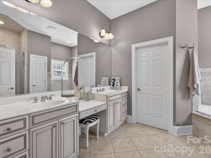 8811 First Bloom Road, Charlotte, NC 28277.  MLS# CAR4344288, YatesRealty ID 4707. 