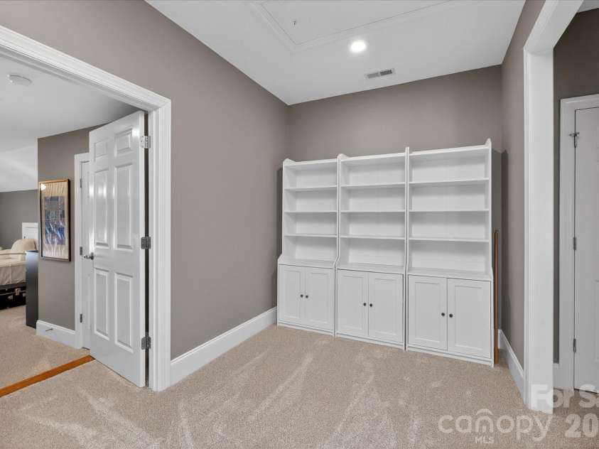 8811 First Bloom Road, Charlotte, NC 28277.  MLS# CAR4344288, YatesRealty ID 4707. 