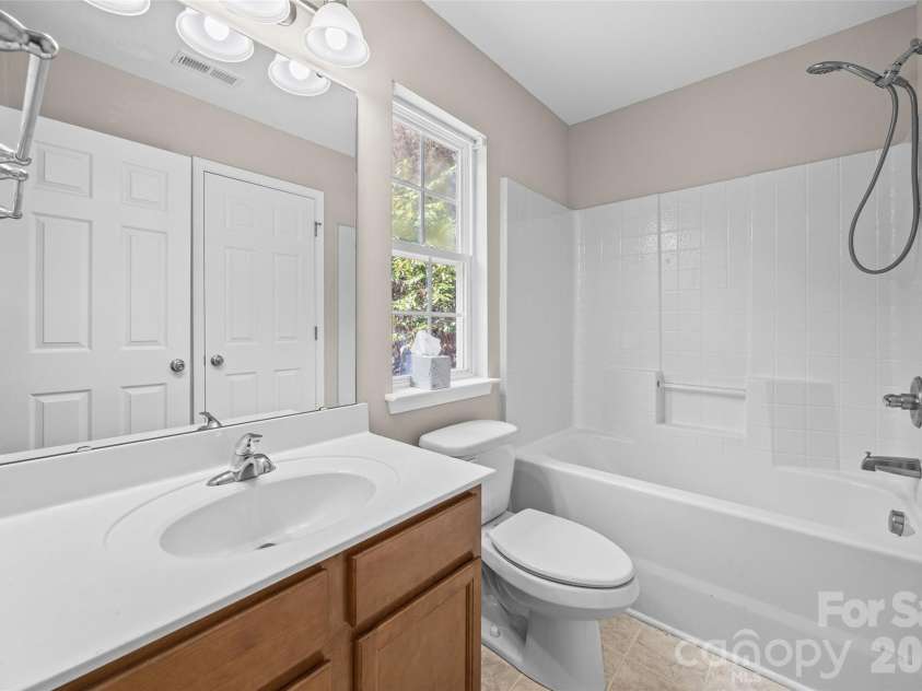 17707 Train Station Drive, Huntersville, NC 28078.  MLS# CAR4409292, YatesRealty ID 47070. 