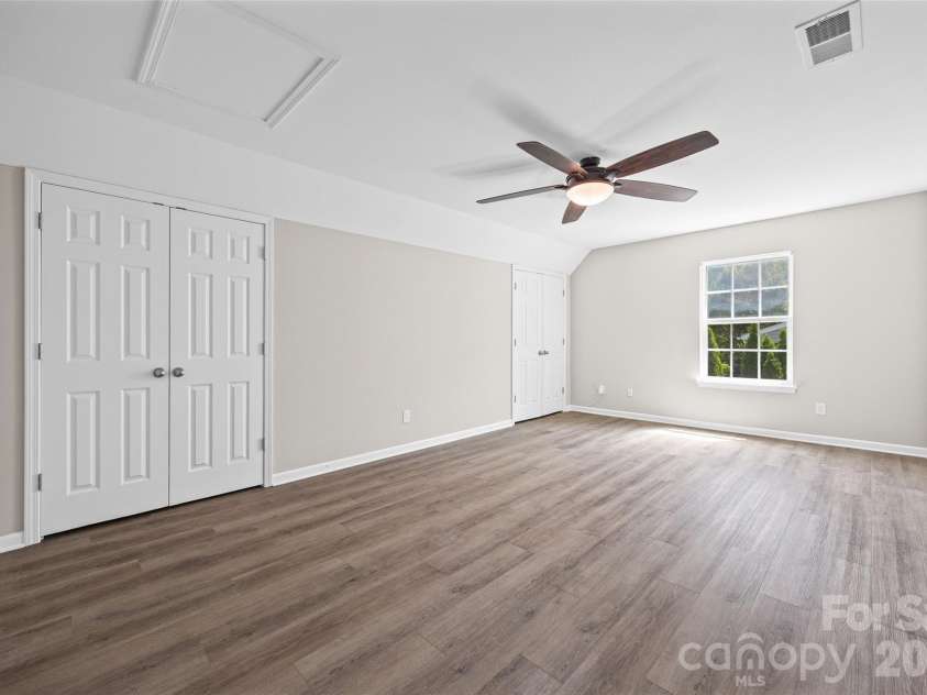 17707 Train Station Drive, Huntersville, NC 28078.  MLS# CAR4409292, YatesRealty ID 47070. 