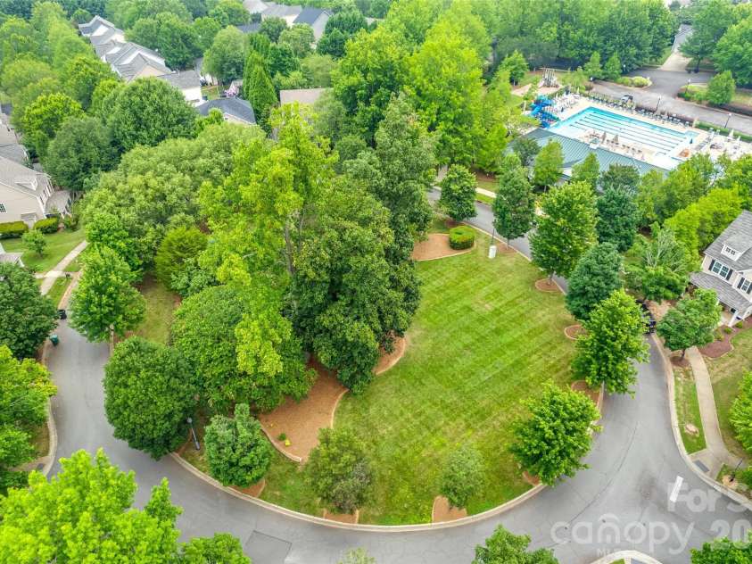 17707 Train Station Drive, Huntersville, NC 28078.  MLS# CAR4409292, YatesRealty ID 47070. 