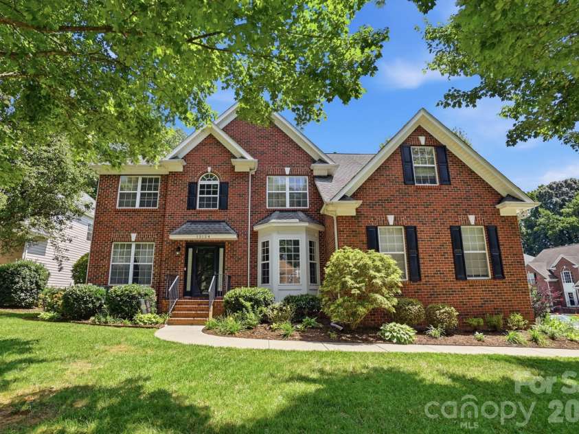 12124 Kane Alexander Drive, Huntersville, NC 28078.  MLS# CAR4409846, YatesRealty ID 47071. 