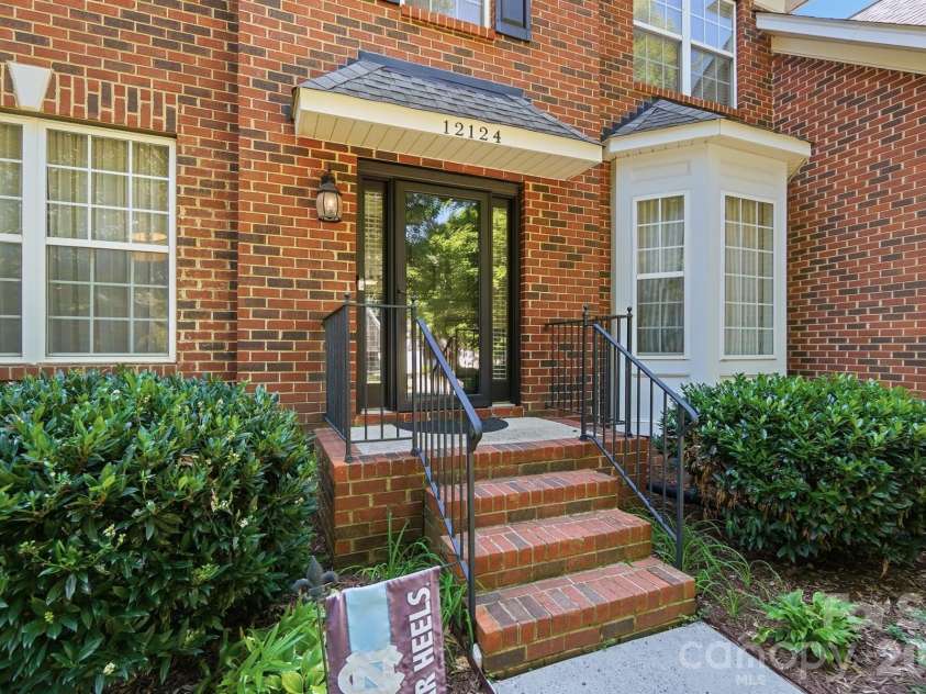 12124 Kane Alexander Drive, Huntersville, NC 28078.  MLS# CAR4409846, YatesRealty ID 47071. 