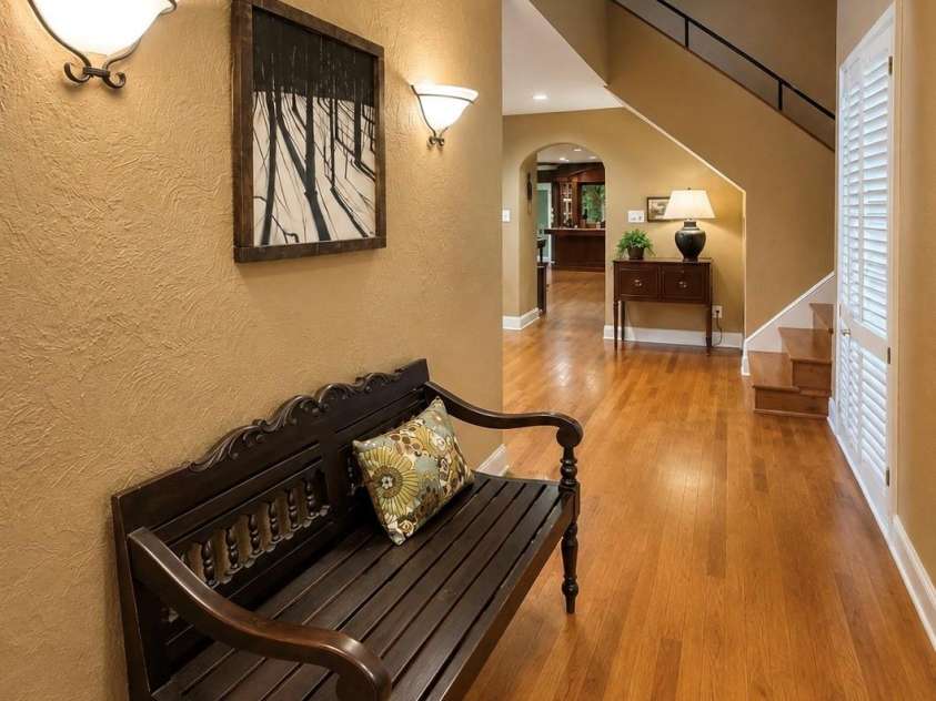 4821 Elmhurst Drive, Hickory, NC 28601.  MLS# CAR4411172, YatesRealty ID 47072. 