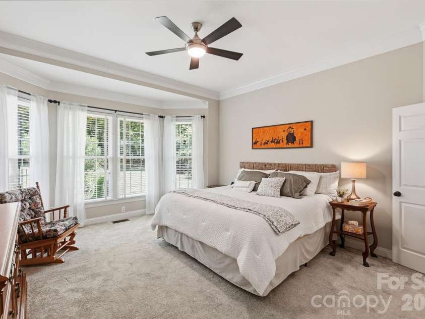 3518 Abbey Hill Lane, Charlotte, NC 28210.  MLS# CAR4412910, YatesRealty ID 47074. 
