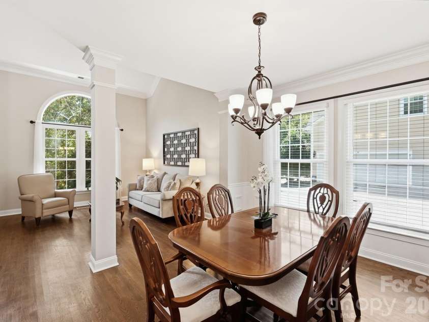 3518 Abbey Hill Lane, Charlotte, NC 28210.  MLS# CAR4412910, YatesRealty ID 47074. 