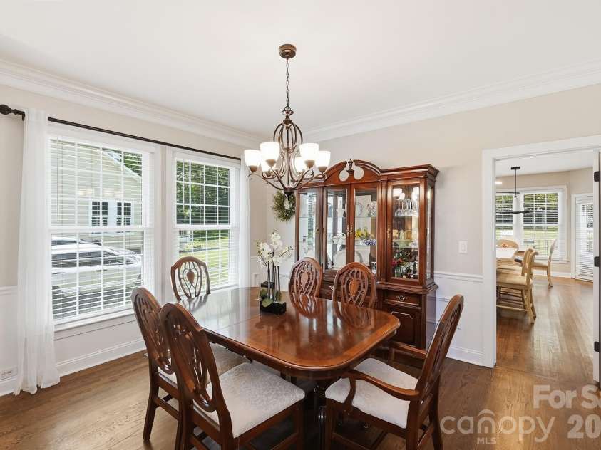 3518 Abbey Hill Lane, Charlotte, NC 28210.  MLS# CAR4412910, YatesRealty ID 47074. 