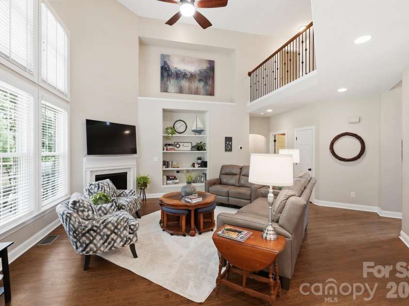 3518 Abbey Hill Lane, Charlotte, NC 28210.  MLS# CAR4412910, YatesRealty ID 47074. 