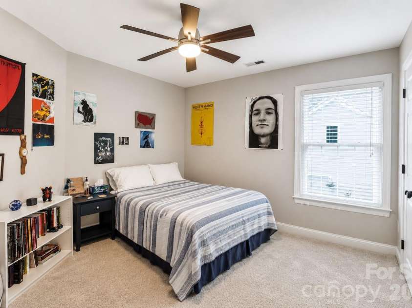 3518 Abbey Hill Lane, Charlotte, NC 28210.  MLS# CAR4412910, YatesRealty ID 47074. 
