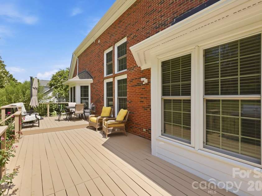 3518 Abbey Hill Lane, Charlotte, NC 28210.  MLS# CAR4412910, YatesRealty ID 47074. 