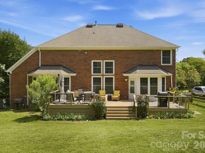 3518 Abbey Hill Lane, Charlotte, NC 28210.  MLS# CAR4412910, YatesRealty ID 47074. 