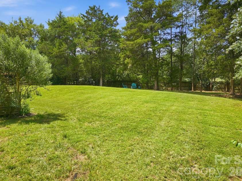 3518 Abbey Hill Lane, Charlotte, NC 28210.  MLS# CAR4412910, YatesRealty ID 47074. 