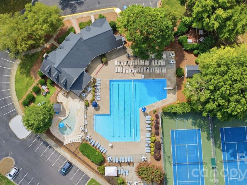 3518 Abbey Hill Lane, Charlotte, NC 28210.  MLS# CAR4412910, YatesRealty ID 47074. 