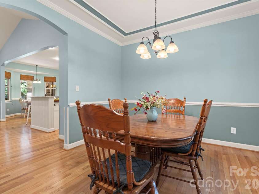 2017 Cameron Heights Circle, Denver, NC 28037.  MLS# CAR4410904, YatesRealty ID 47075. Plenty of room for a breakfront and server.