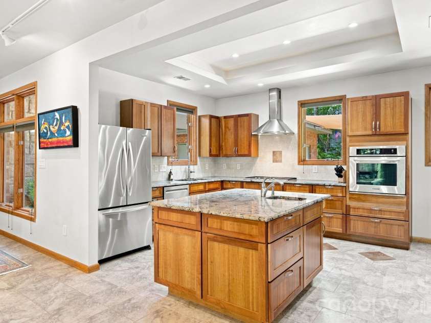 316 Riverwood Road, Mooresville, NC 28117.  MLS# CAR4414932, YatesRealty ID 47076. Open kitchen