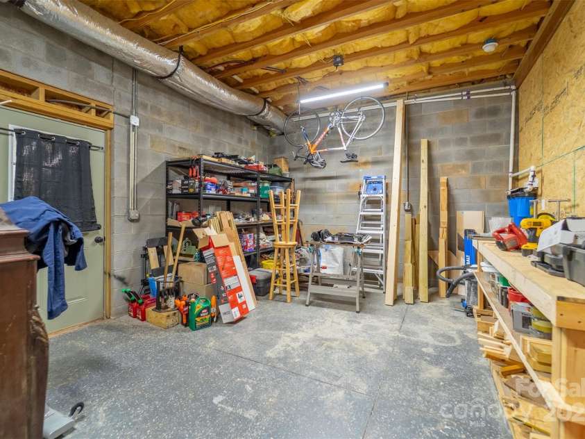 179 Twin Oaks Estates, Sylva, NC 28779.  MLS# CAR4303118, YatesRealty ID 47077. 