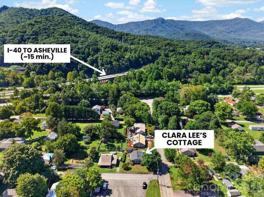 206 Kerlee Heights Road, Black Mountain, NC 28711.  MLS# CAR4414870, YatesRealty ID 47078. Convenient access to Interstate 40 makes Asheville approximately 15 miles away while preserving the relaxed atmosphere of life in Black Mountain.