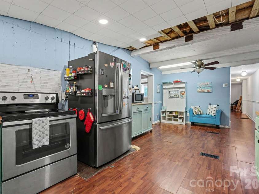 249 CHERRY Street, Rock Hill, SC 29730.  MLS# CAR4414440, YatesRealty ID 47080. 
