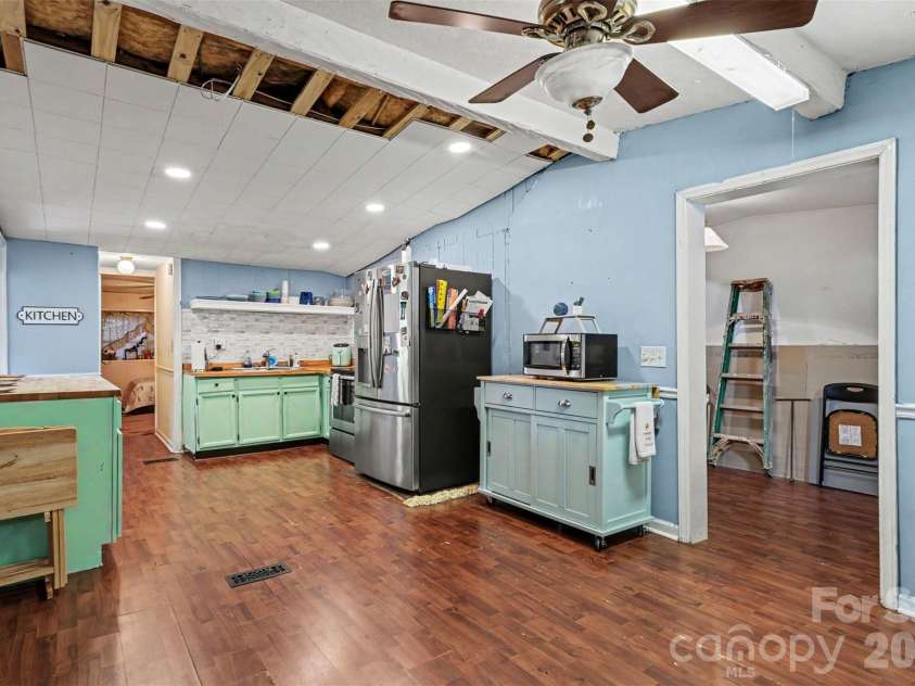 249 CHERRY Street, Rock Hill, SC 29730.  MLS# CAR4414440, YatesRealty ID 47080. 